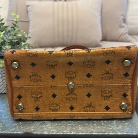 MCM Boston Bag - Picture 12 of 16